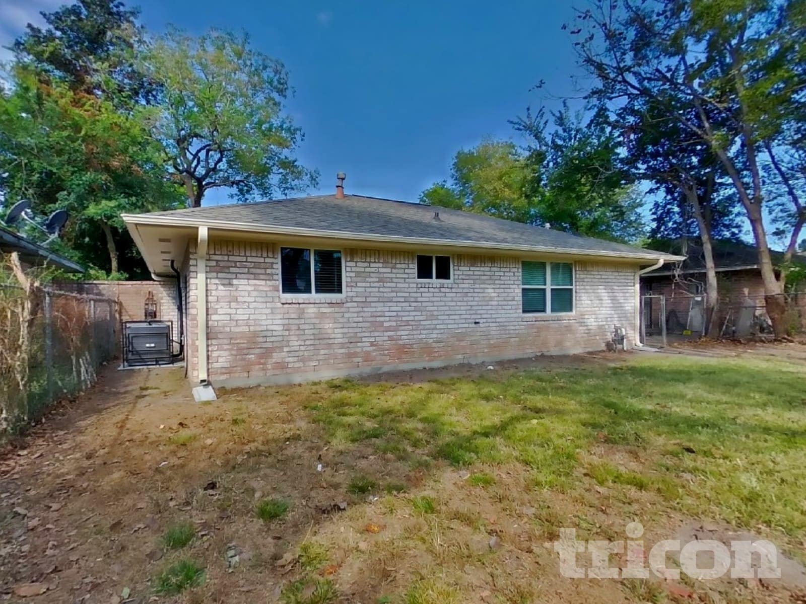 Building Photo - 11054 Spottswood Dr