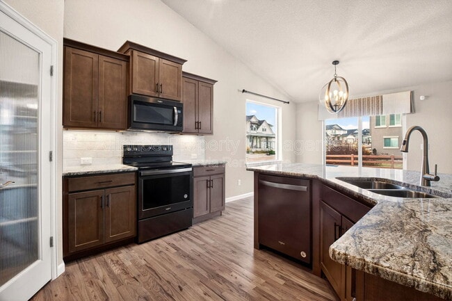 Building Photo - 10069 Thrive Ln