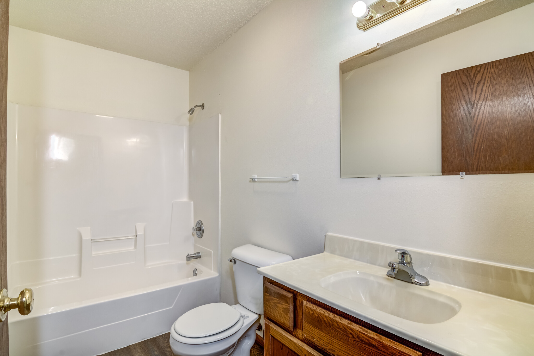Building Photo - 2101 Mittelstadt Ln