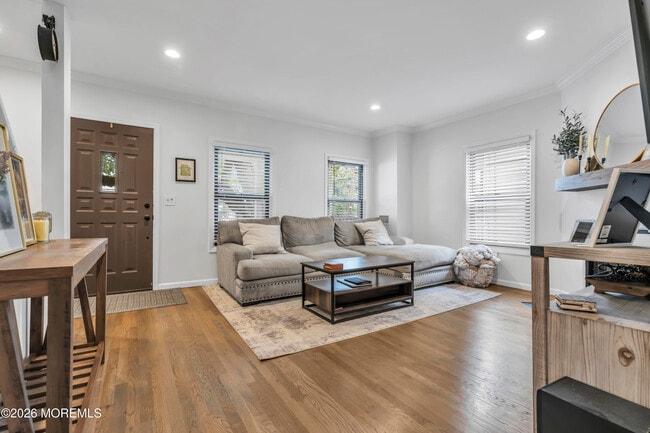 Building Photo - 34 Phoenix Ave