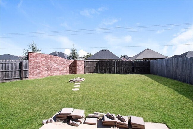Building Photo - 19824 Serenade Way