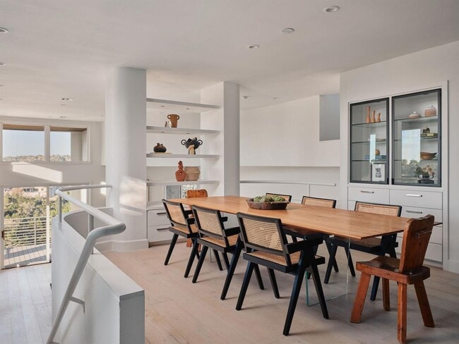 Building Photo - 4909 Bull Mountain Cove