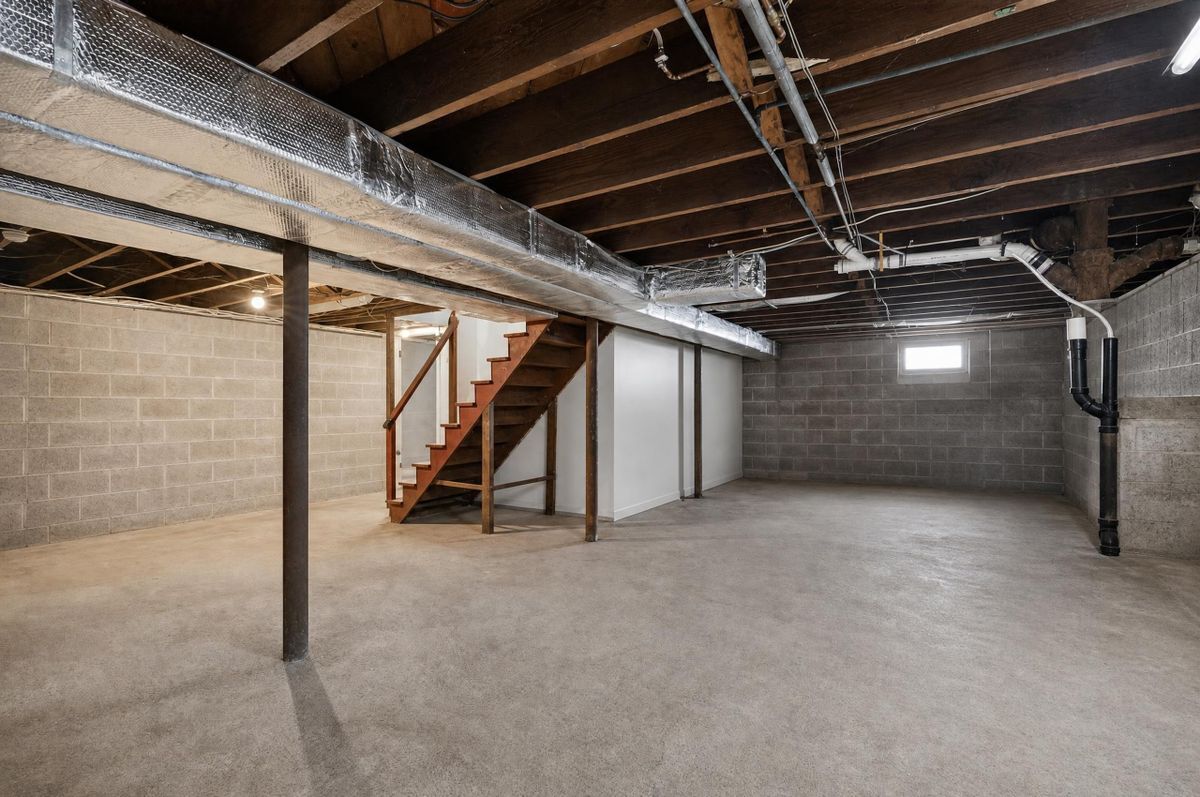 Building Photo - 11 Stratfield Pl