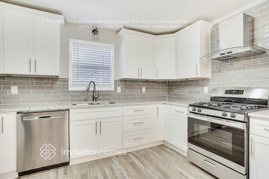 Building Photo - 5178 Rockbridge Dr