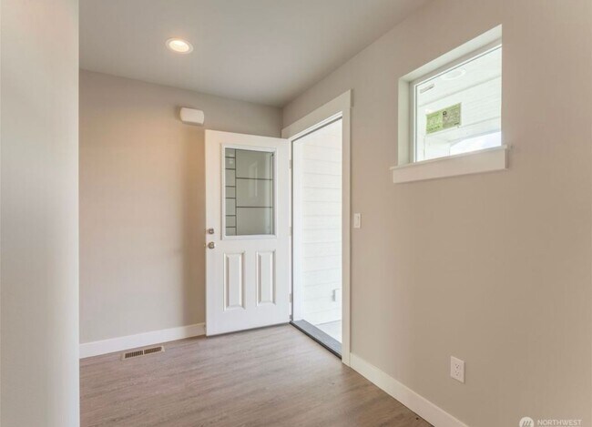 Building Photo - New Construction Three Bedroom Two Bath Be...