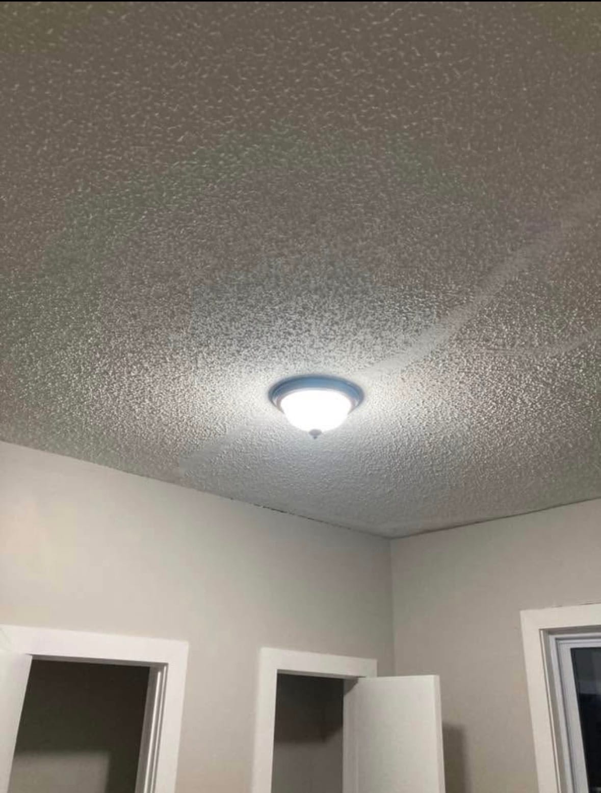 Building Photo - 7 Cottage Street Ext