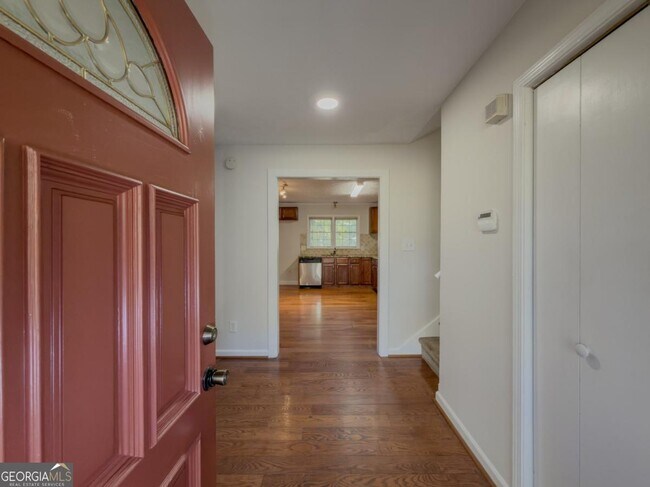Primary Photo - 518 Barbashela Cir