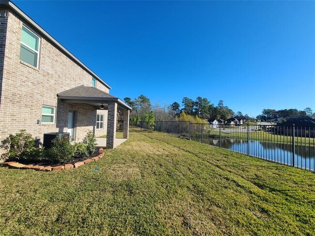 Building Photo - 708 Fallen Hemlock Ct