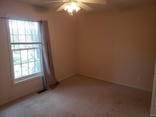 Building Photo - 3471 S Oaklawn Cir
