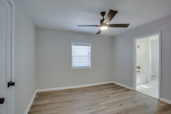 Building Photo - Pre Leasing for Fall 2026! 3/2 in Tech Terrace