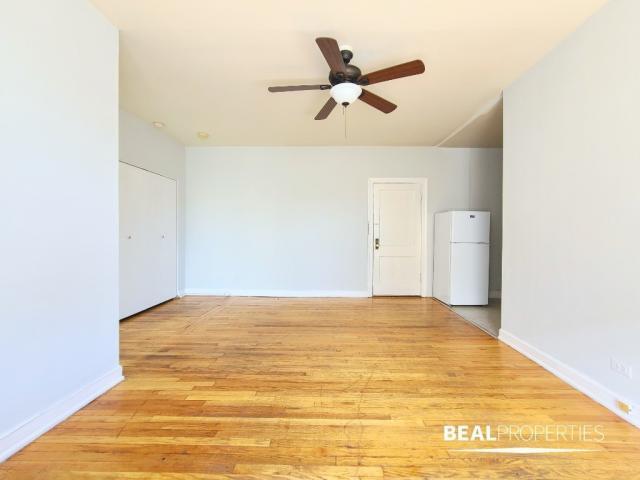 Building Photo - 1 bedroom in CHICAGO IL 60657