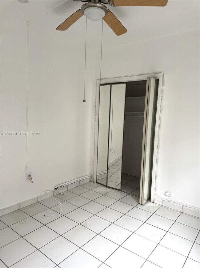 Building Photo - 1788 SW 7th St