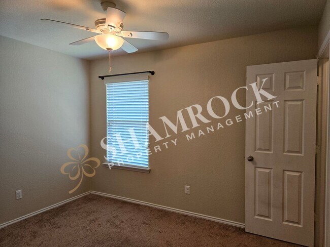 Building Photo - 3208 Jackal Dr