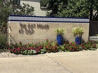 Building Photo - 2608 Museum Way