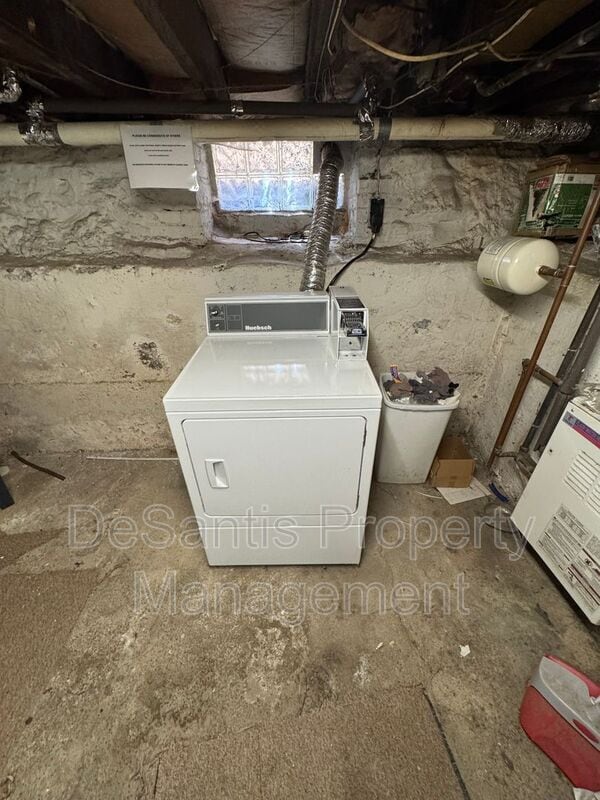 Building Photo - 732 Idlewood Ave