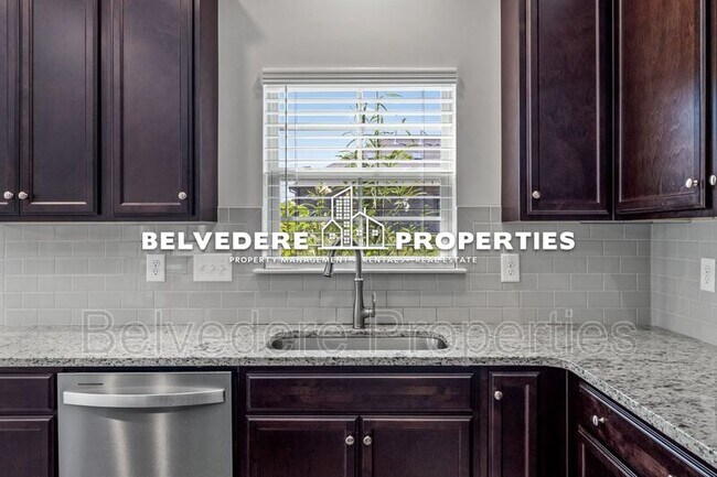 Building Photo - 5749 Marblehead Dr
