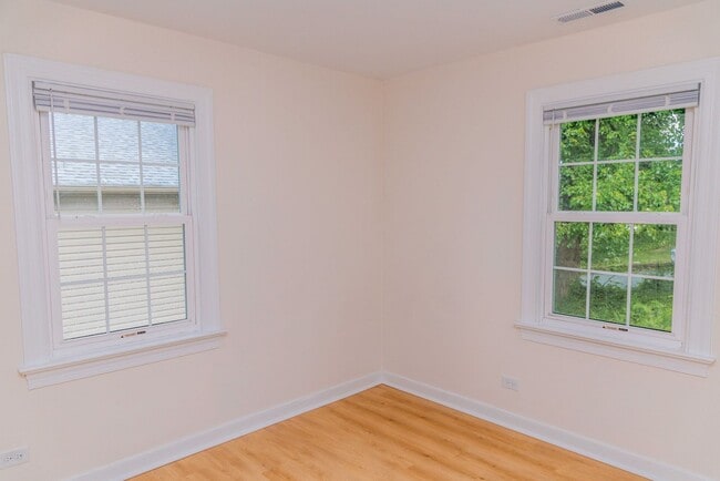 Building Photo - 103 Cresap Rd