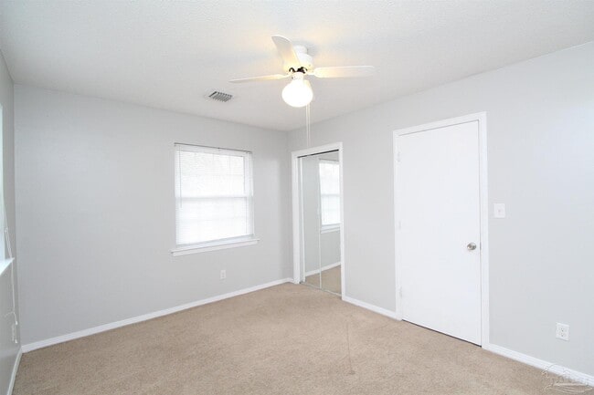 Building Photo - 4206 Lynn Ora Dr