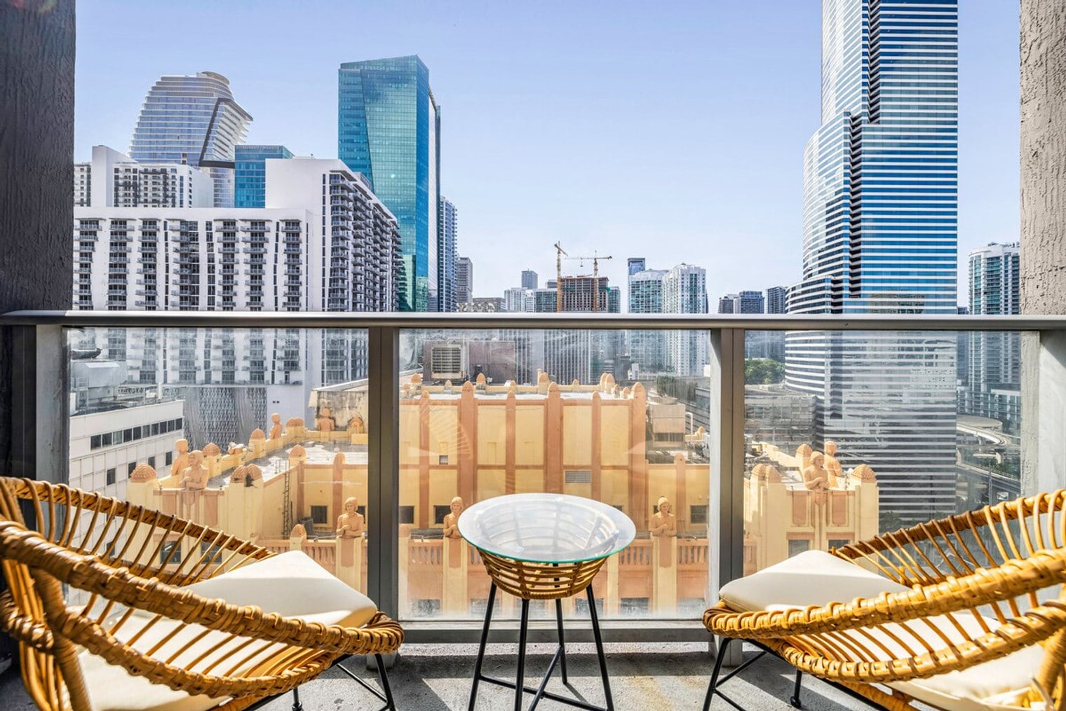 Building Photo - 245 SE 1st St