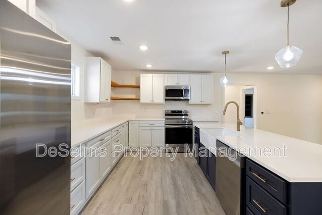 Building Photo - 4204 Brush Hill Rd