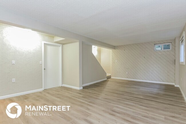 Building Photo - 16797 E Mansfield Cir