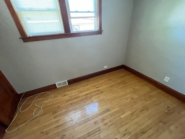 Building Photo - 11344 S Calumet Ave