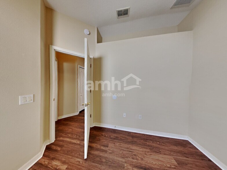 Building Photo - 25941 Terrawood Loop