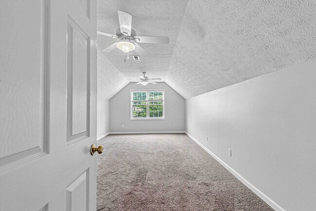 Building Photo - 209 Lansing Ct
