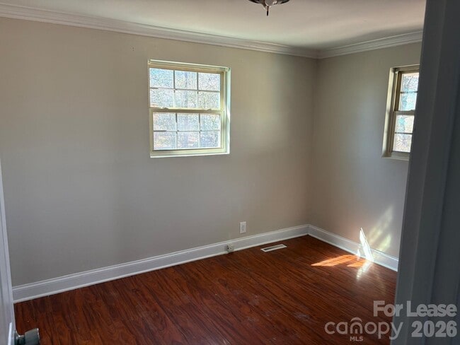 Building Photo - 1103 Auten Rd