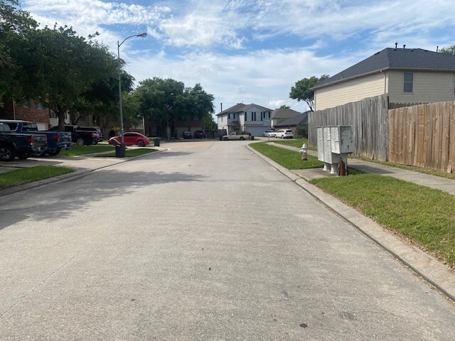 Building Photo - 5906 Drenner Park Ln