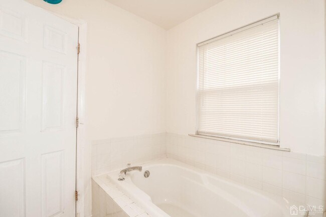 Building Photo - 1408 Joseph Ct