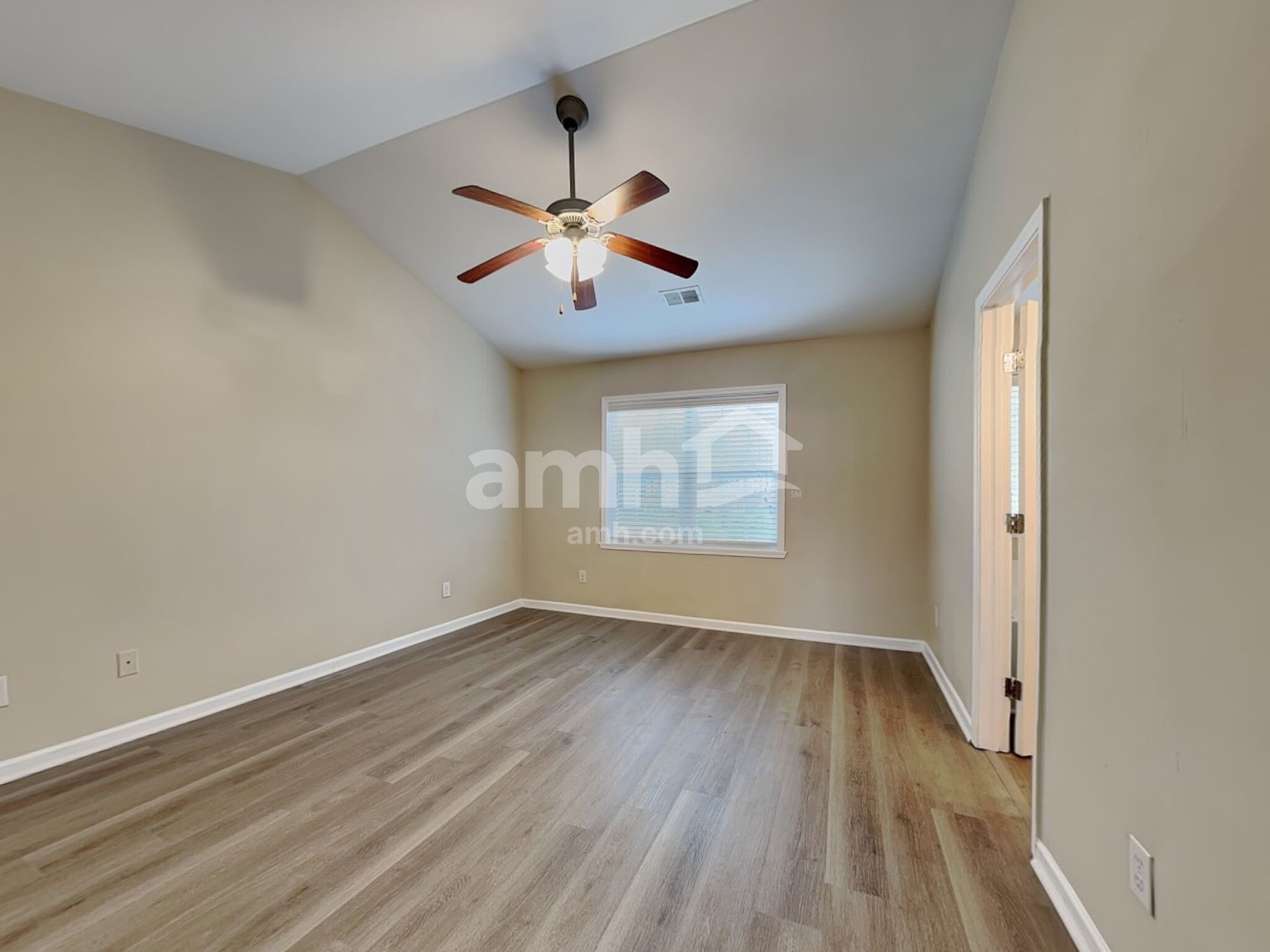 Building Photo - 4028 Tarrant Trace Cir