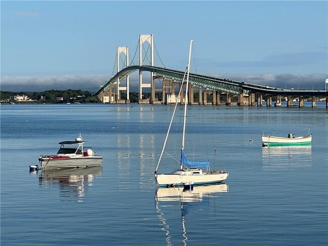 Building Photo - 109 1/2 Second St