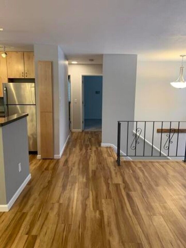 Building Photo - 4010 Crosson Dr