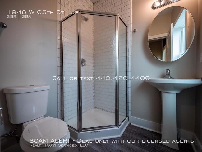 Building Photo - 1956 W 65th St