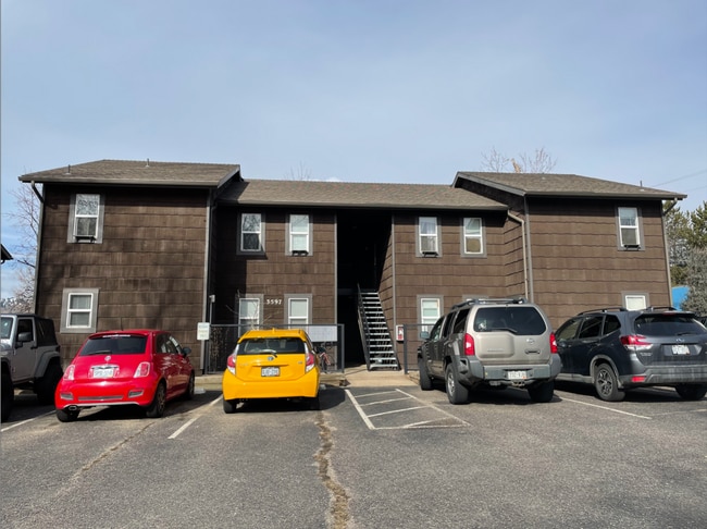 Building Photo - 3597 Nottingham Ct