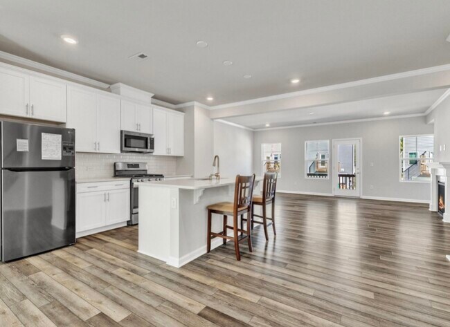 Building Photo - 1723 Starlit Sky Ln