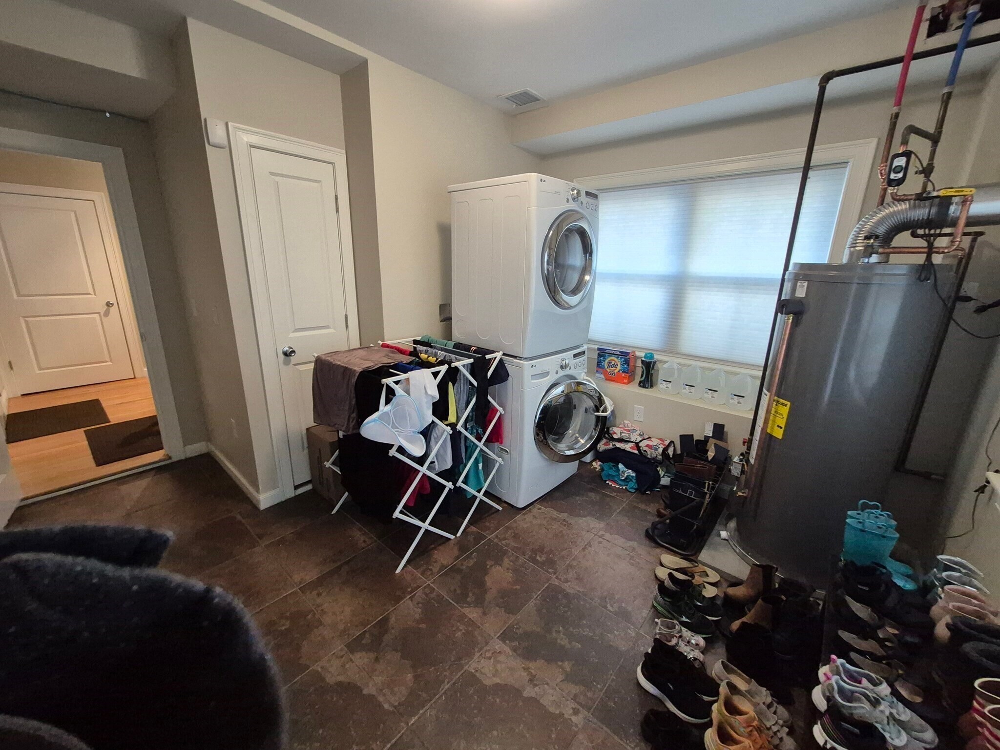 Building Photo - 26 Dorr St