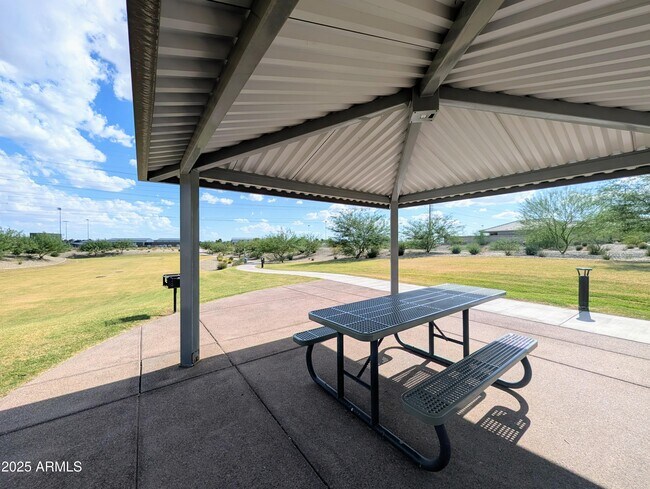 Building Photo - 24458 W Verlea Dr