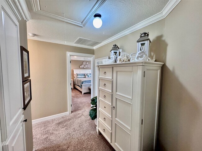 Building Photo - 1177 Sailfish St