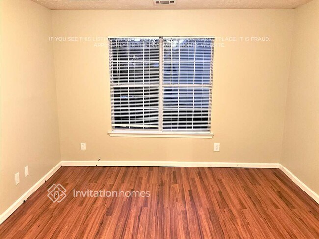 Building Photo - 1034 Maple Leaf Ridge