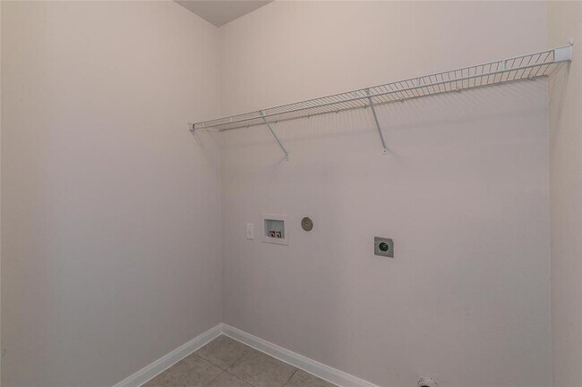 Building Photo - 6152 Nathan Creek Dr