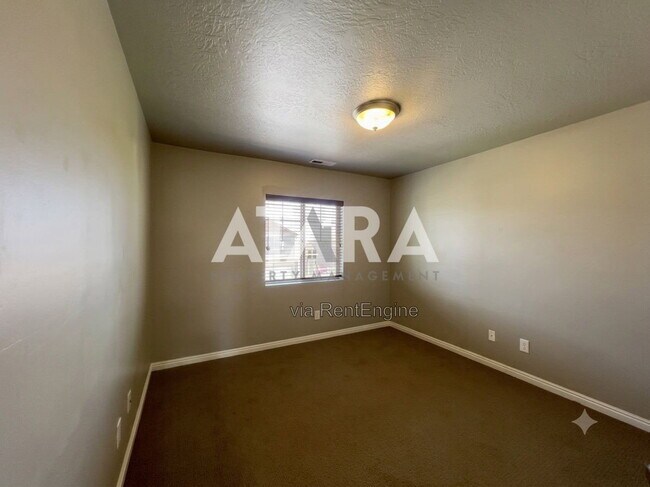 Building Photo - 5285 W Hampstead Ln