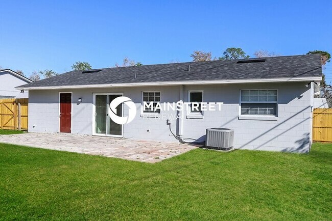 Building Photo - 3 Bedroom Pet-Friendly Home in ORLANDO, FL...