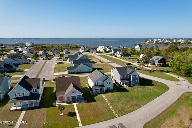 Building Photo - 102 Bogue Harbor Ct