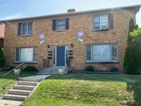 Building Photo - 6643 W Lisbon Ave