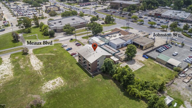 Primary Photo - 105 Meaux Blvd