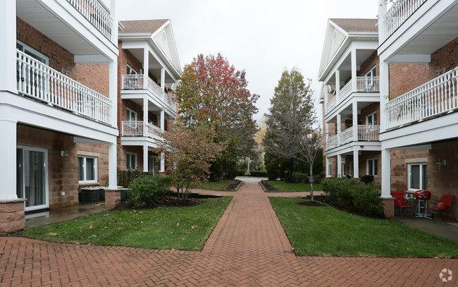 Building Photo - Mariner's Landing Apartments