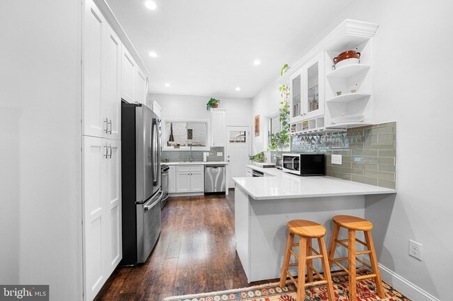 Building Photo - 1236 Snyder Ave