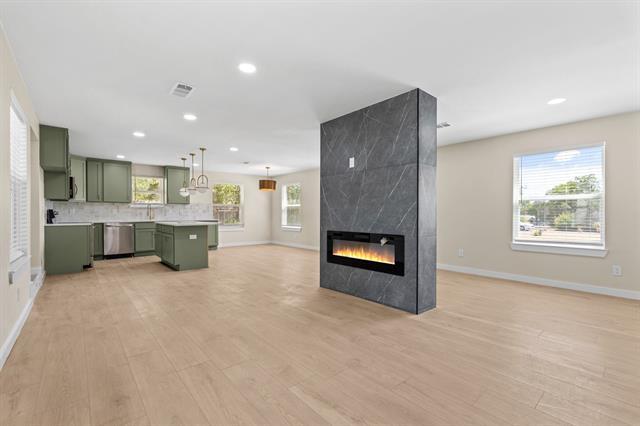 Building Photo - 2417 Arrow Ln